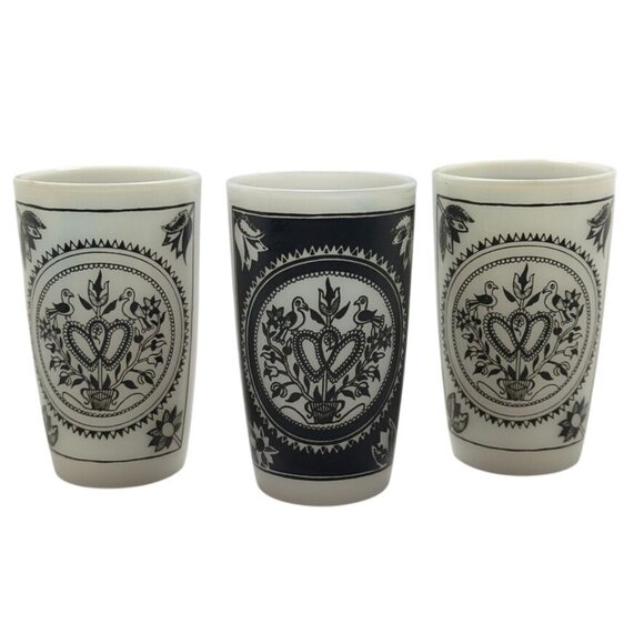 RARE Vtg Hazel Atlas Milk Glass Tumblers Love Birds Embossed Dutch Folk Art Set* - Picture 1 of 9